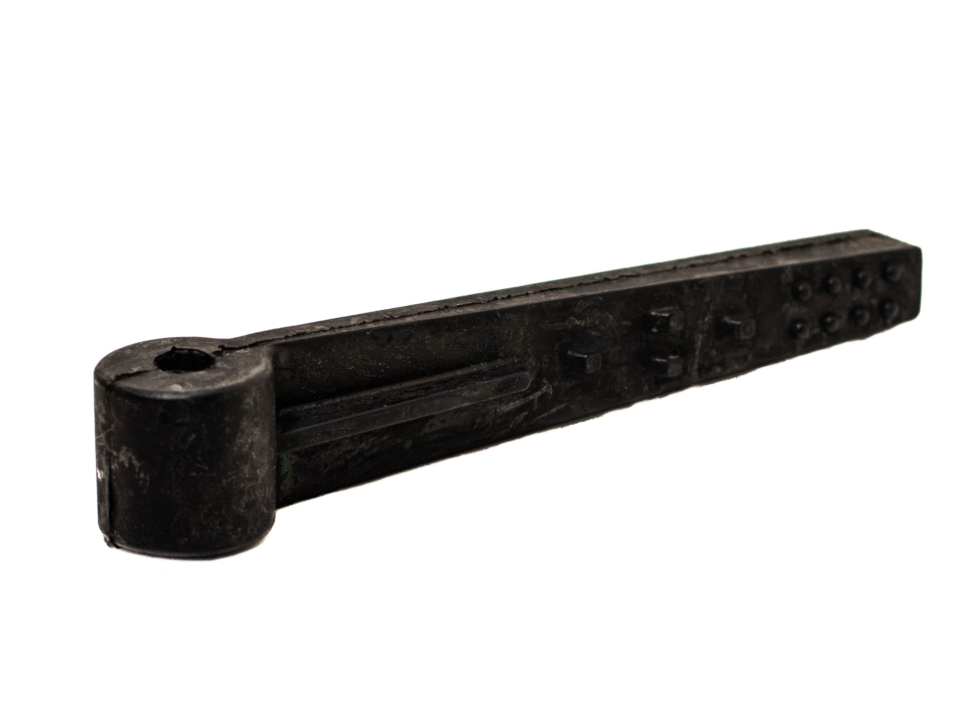 Rubber flail agricultural component